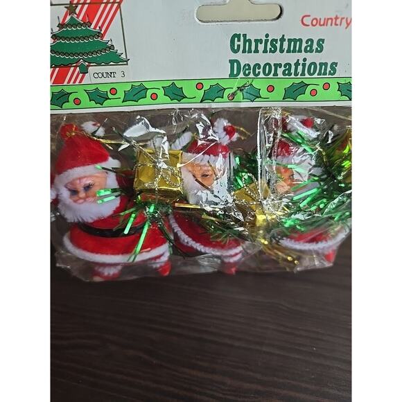Vintage Misco Santas And Gifts Flocked Plastic Christmas Miniatures -New! 3" - Picture 3 of 7